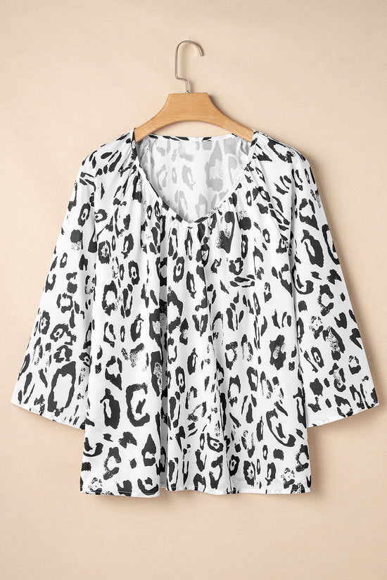 Black blouse printed leopard gathered with v * collar