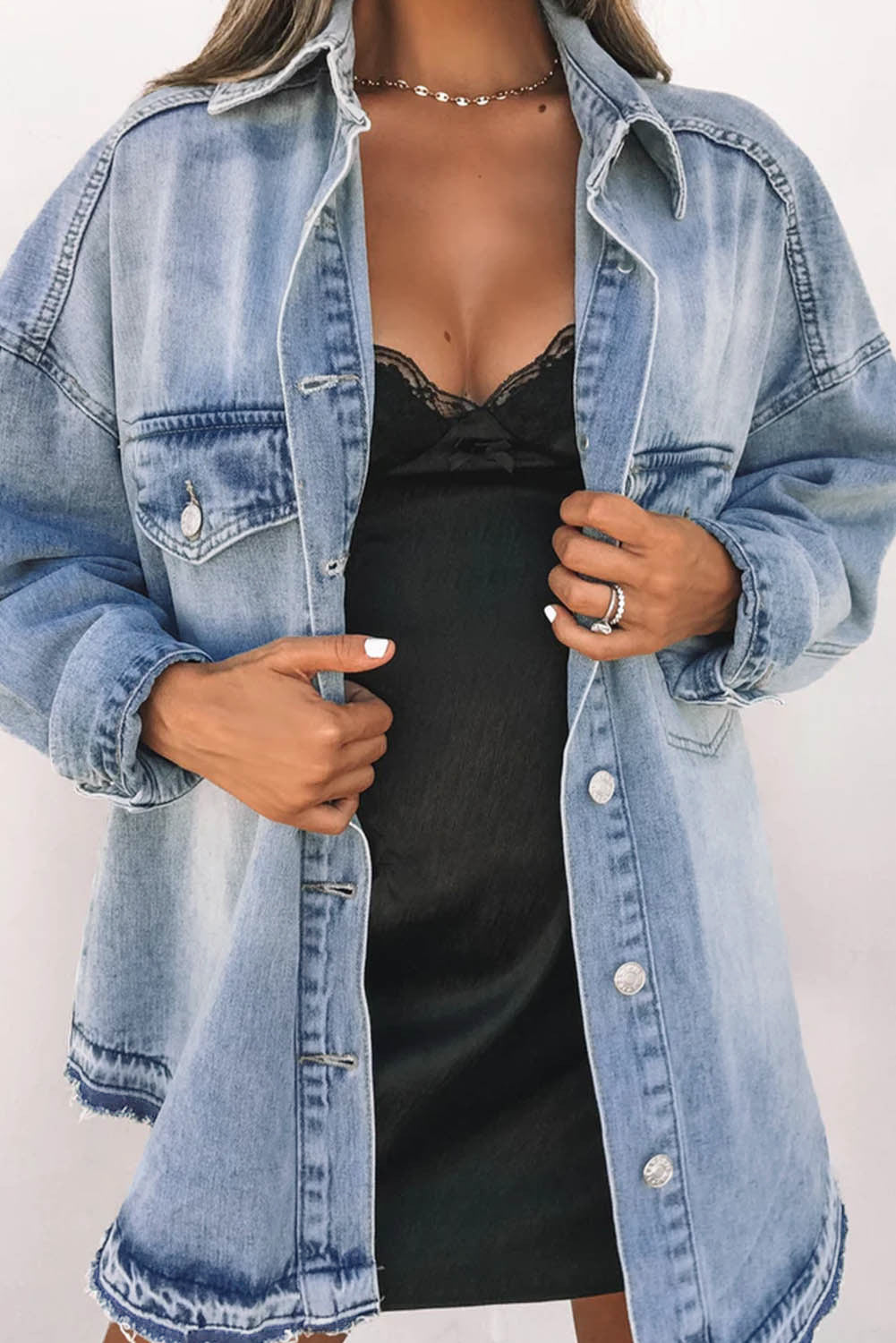 Veste en jean oversize boutonnée bleu ciel avec poche à rabat