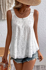Débardeur blanc à broderies d'œillets-A WOMAN WE LOVE