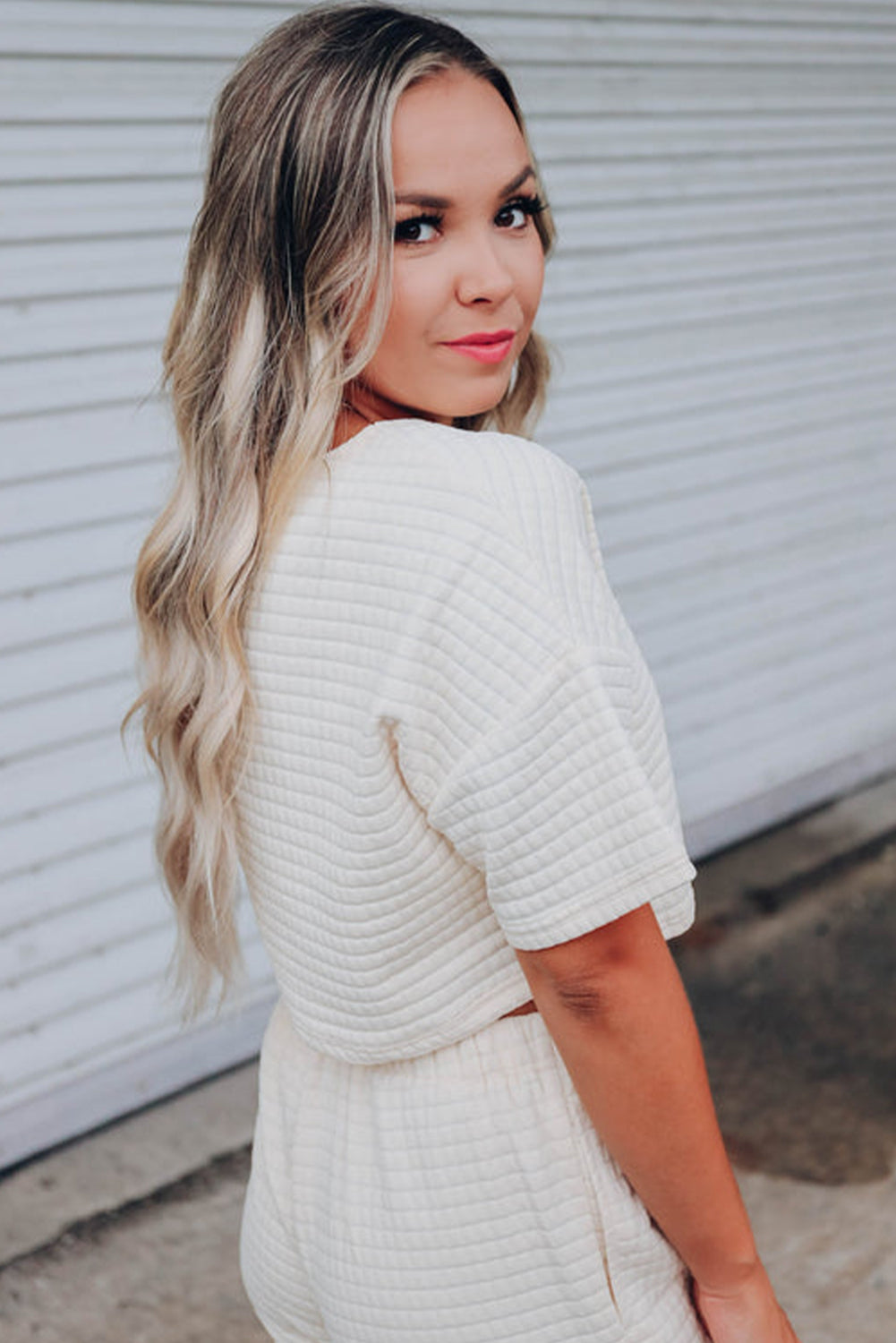 White Trellis Textured Cropped T-Shirt and Jogger Pants Set