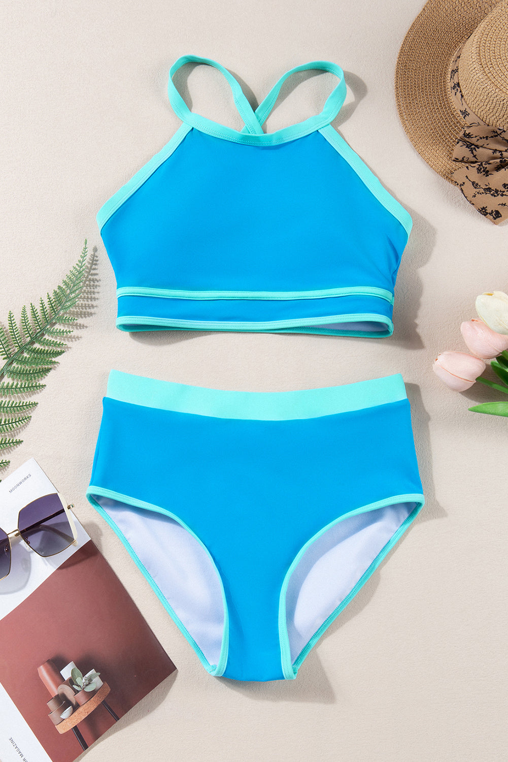 Blue Contrast Trim Crisscross Back Bikini a vita alta