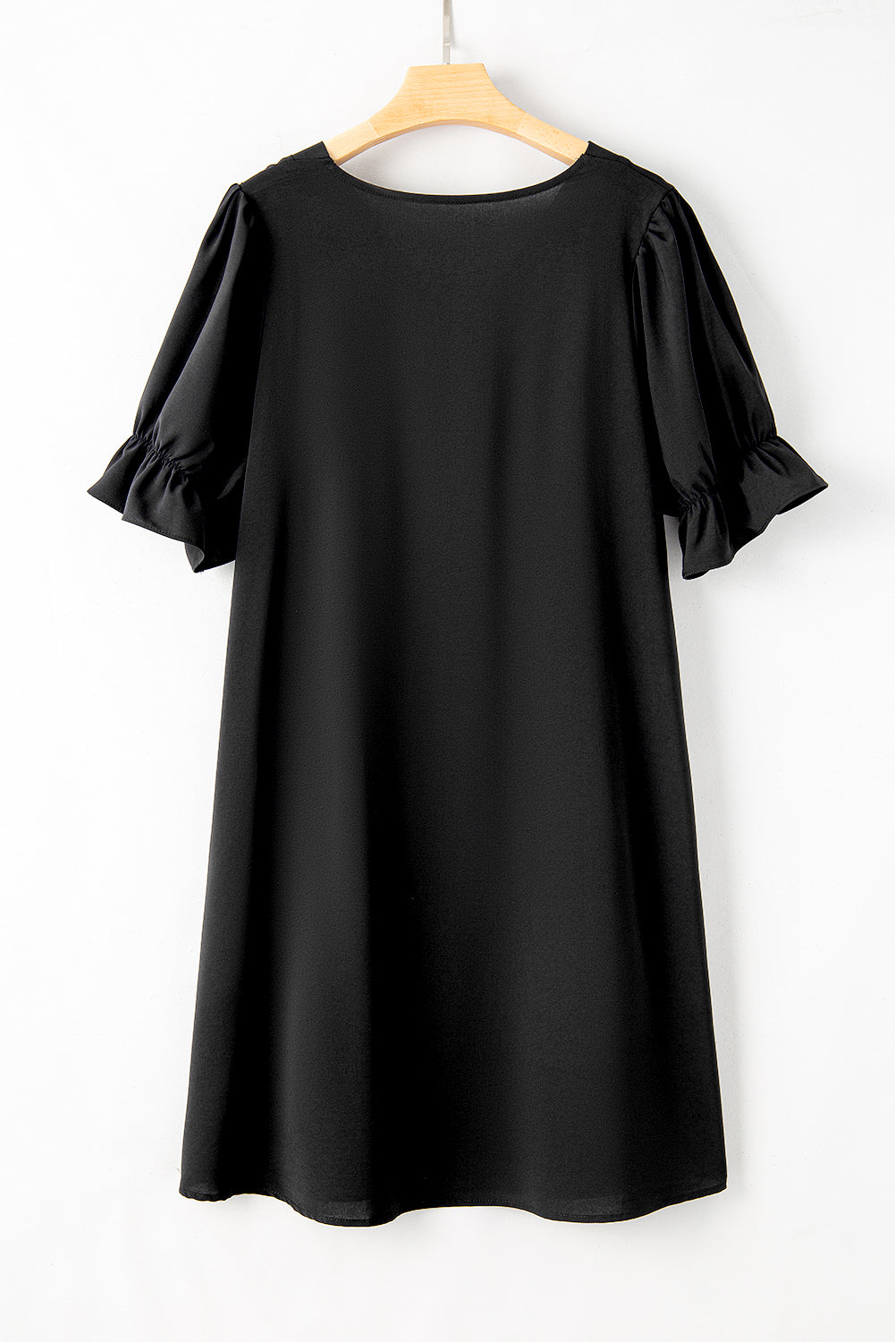 Minivestido liso con volantes, manga abullonada, cuello en V, talla grande, negro