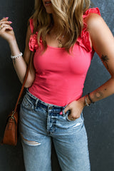 Débardeur slim à larges bretelles et volants rose fraise-A WOMAN WE LOVE
