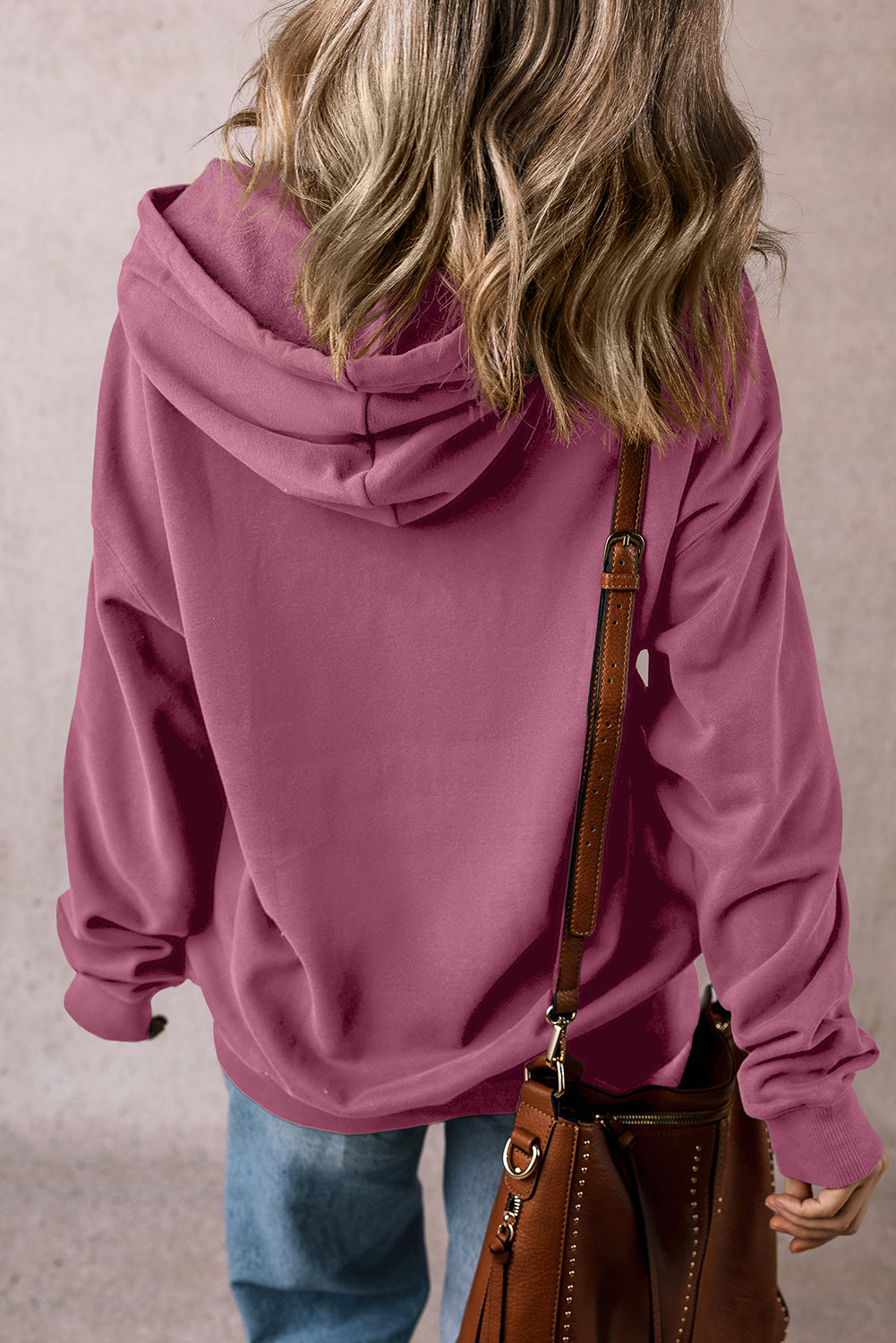 Thick hoodie with drawstring and kangaroo pocket lined with valerian fleece