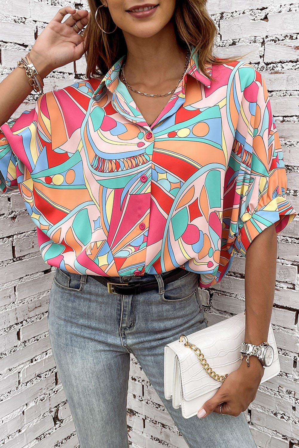 Multicolor a large shirt with half-underwenting sleeves and abstract geometric print