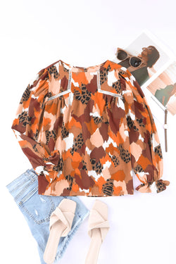 Long sleeve blouse abstract print