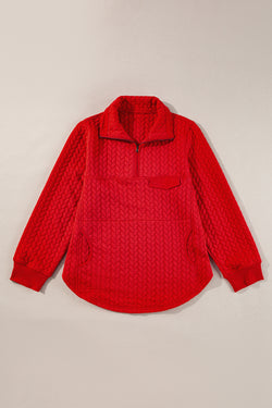 Pull texturé torsadé rouge tomate avec poche zippée sur un quart, grande taille