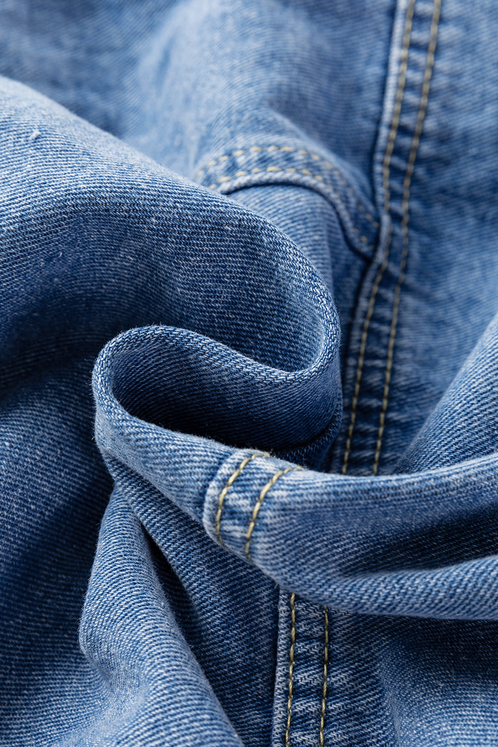 Sky Blue Medium Wash Giacca di jeans a corto ridotto