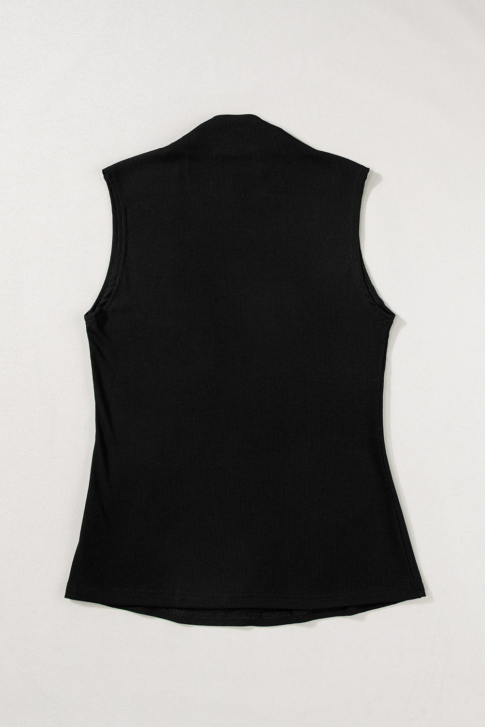 Black Solid Mock Neck Tank Toquera