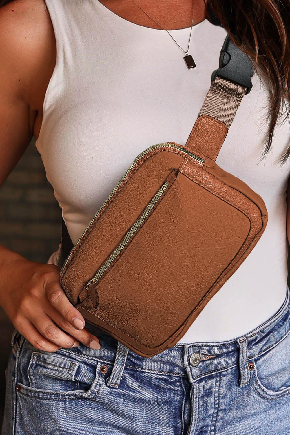 Bolsa Crossbody Monmalista de Camel Multi-Zips