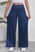 Distlected relaxed jeans with a right leg and washed -out blue veil