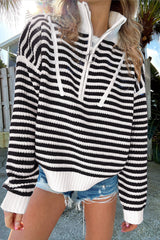 Pull noir à rayures, col zippé, épaules tombantes