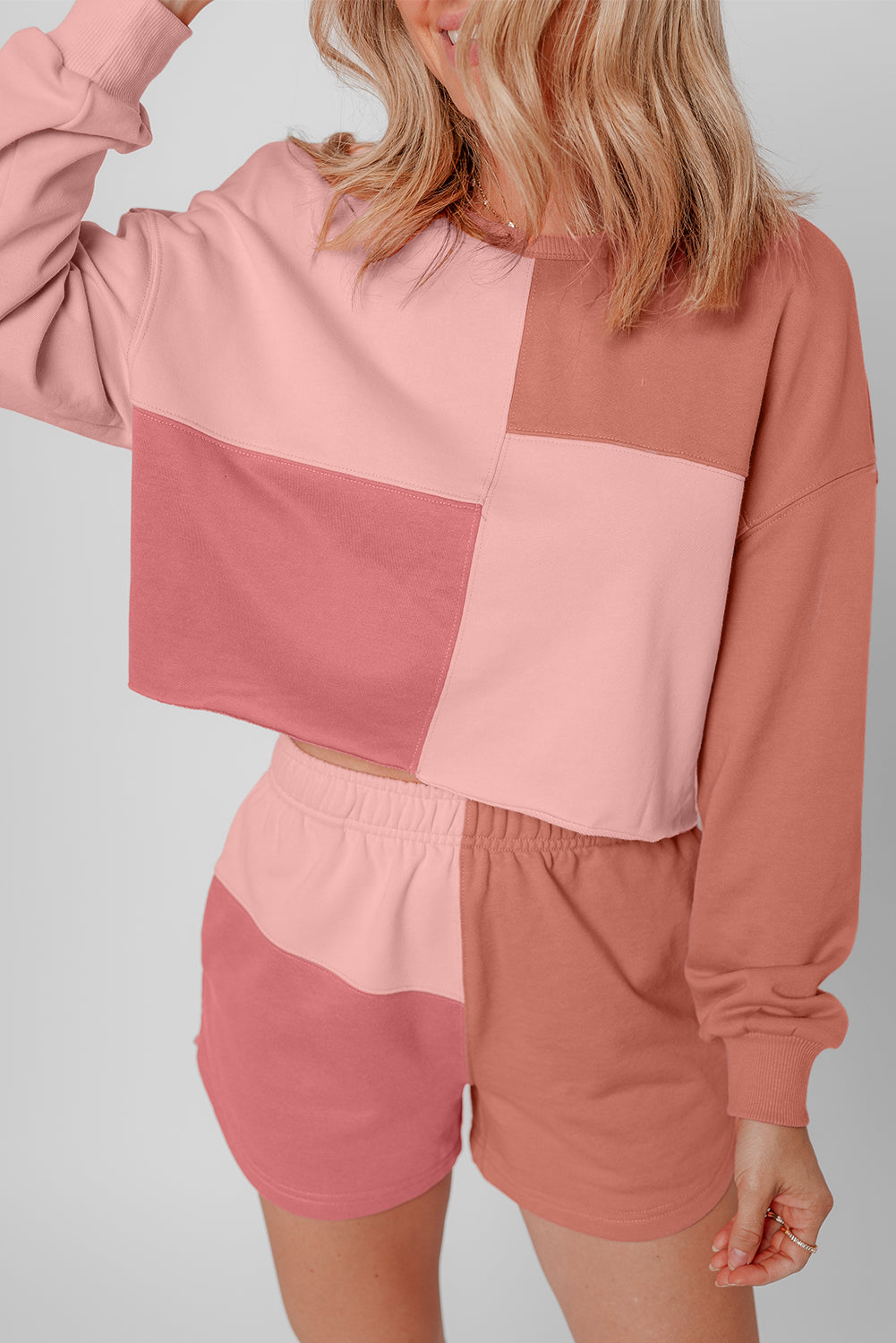 Peach Blossom Color Block Patchwork Long Sleeve Shorts Outfit